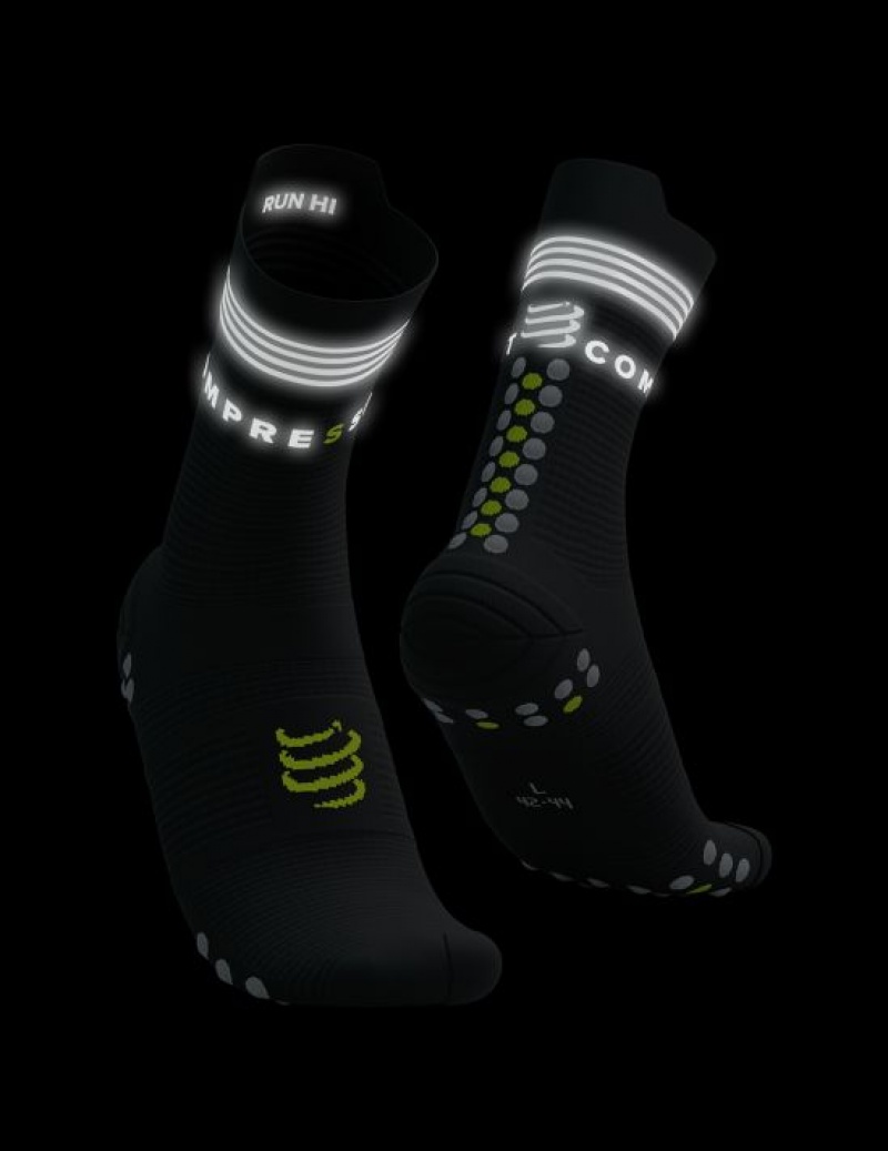 Meias Compressport Pro Racing Socks V4.0 Run High Flash Pretas Amarelas | 98750TFUX