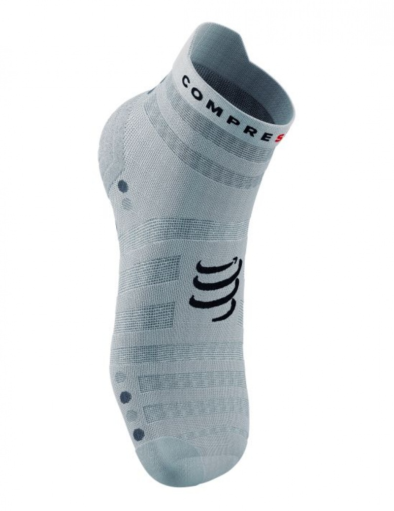 Meias Compressport Pro Racing Socks v4.0 Ultralight Run Low Branco | 15869QJWC