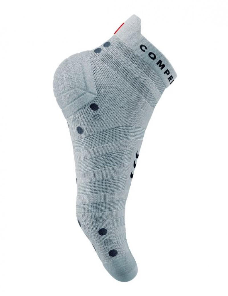 Meias Compressport Pro Racing Socks v4.0 Ultralight Run Low Branco | 15869QJWC