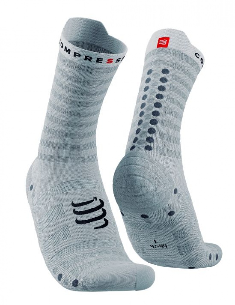 Meias Compressport Pro Racing Socks v4.0 Ultralight Run High Branco | 43652KSDI