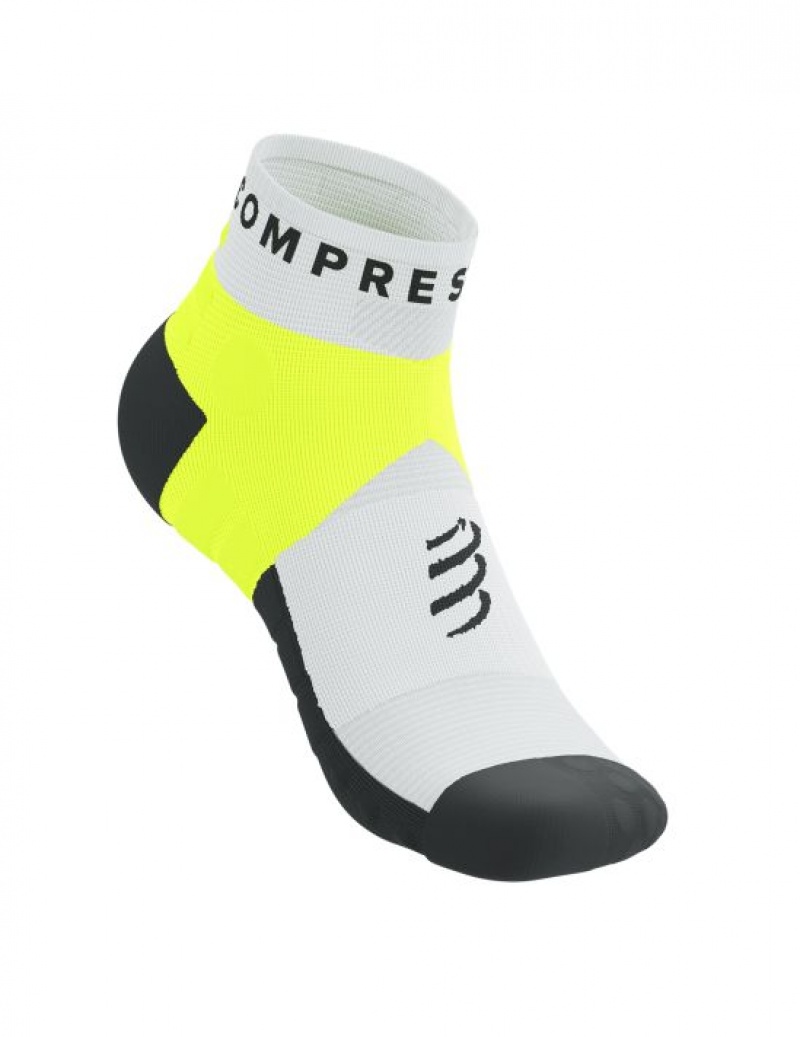 Meias Compressport Ultra Trilha Low Socks Branco Amarelas | 25863ALXP