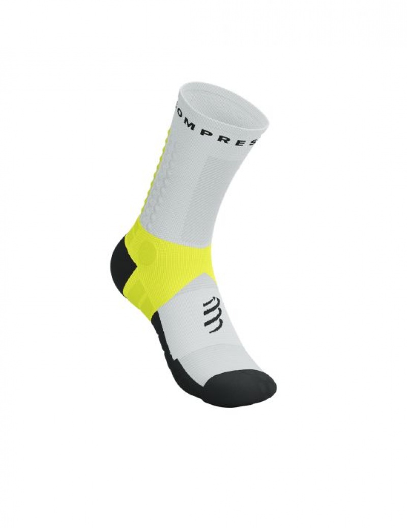 Meias Compressport Ultra Trilha Socks V2.0 Branco Amarelas | 34560WREN